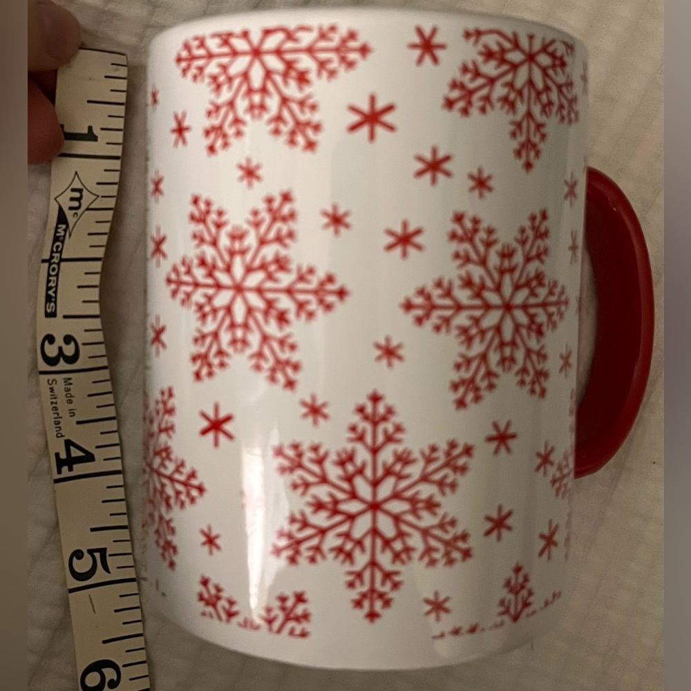 Red Snowflake Mug - Picture 4 of 5